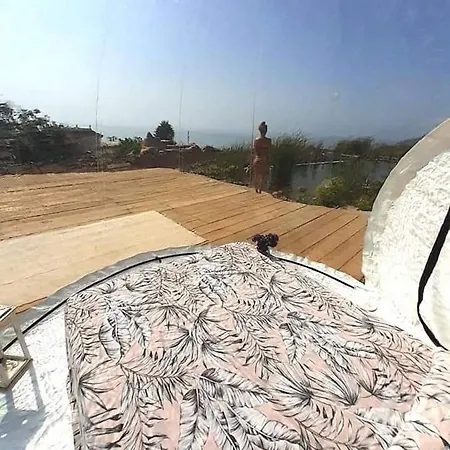 Eco Camping Nueva Vida 컨트리하우스 *